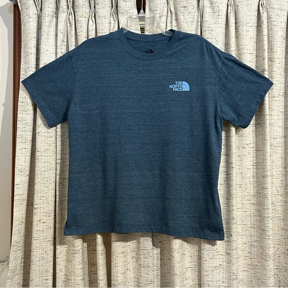 The North Face Women's Short Sleeve Graphic Tee - Large